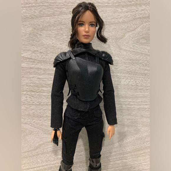 Hunger Games “Katniss” - Picture 3 of 9